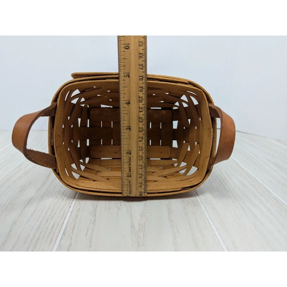 Longaberger Small double leather handle Basket 1995 about 5.25x6.5